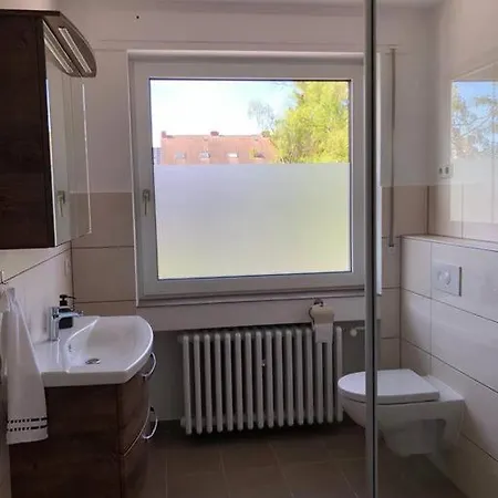 Mini Messezimmer Naehe Duesseldorf, 25 Qm Apartment *