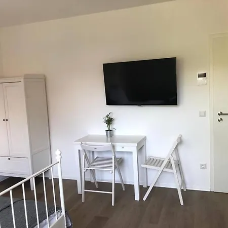 Mini Messezimmer Naehe Duesseldorf, 25 Qm
